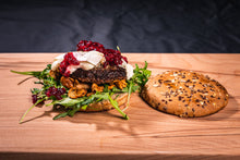 Lade das Bild in den Galerie-Viewer, Burger Quartett Kartenspiel 24 Spielkarten