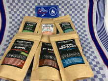 Lade das Bild in den Galerie-Viewer, Grillgewürz Pottlappen Geschenkset 3x100g und 3x30g plus Pottlappen