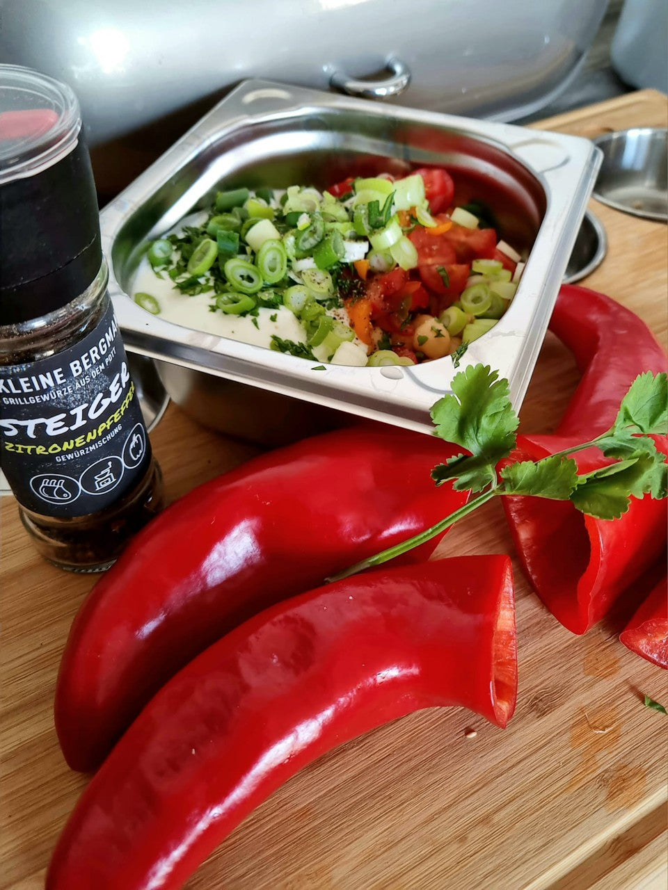 Spitzpaprika mit Kichererbsen gefüllt - vegetrarisch - DER KLEINE BERGMANN