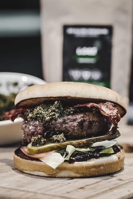 Lore Chimichurri - DER KLEINE BERGMANN